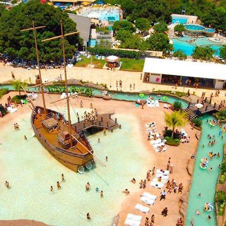 Lacqua Diroma Oficial - Diroma Acqua Park Incluido - Com Roupa De Cama E Banho Caldas Novas Bagian luar foto