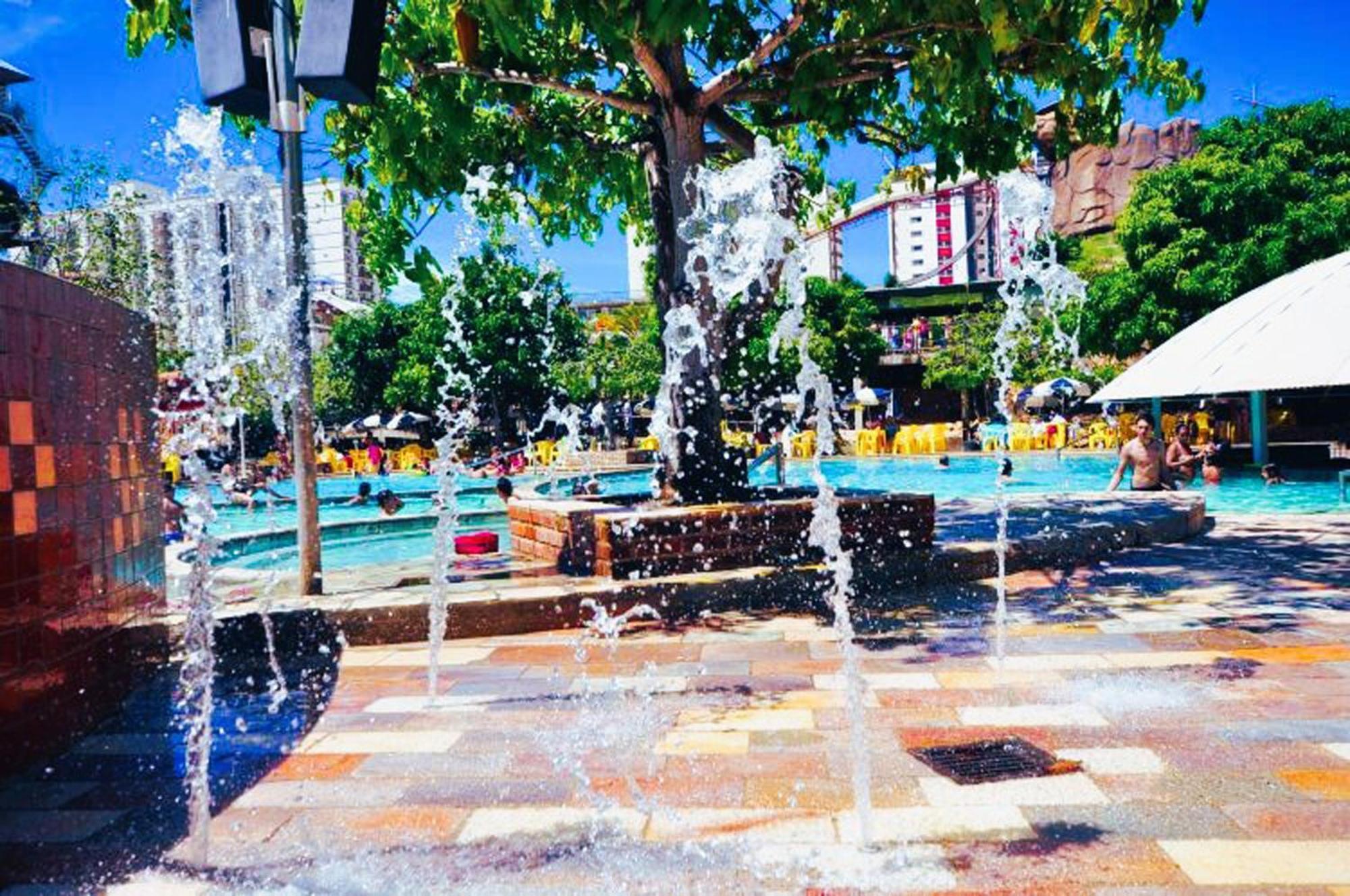Lacqua Diroma Oficial - Diroma Acqua Park Incluido - Com Roupa De Cama E Banho Caldas Novas Bagian luar foto
