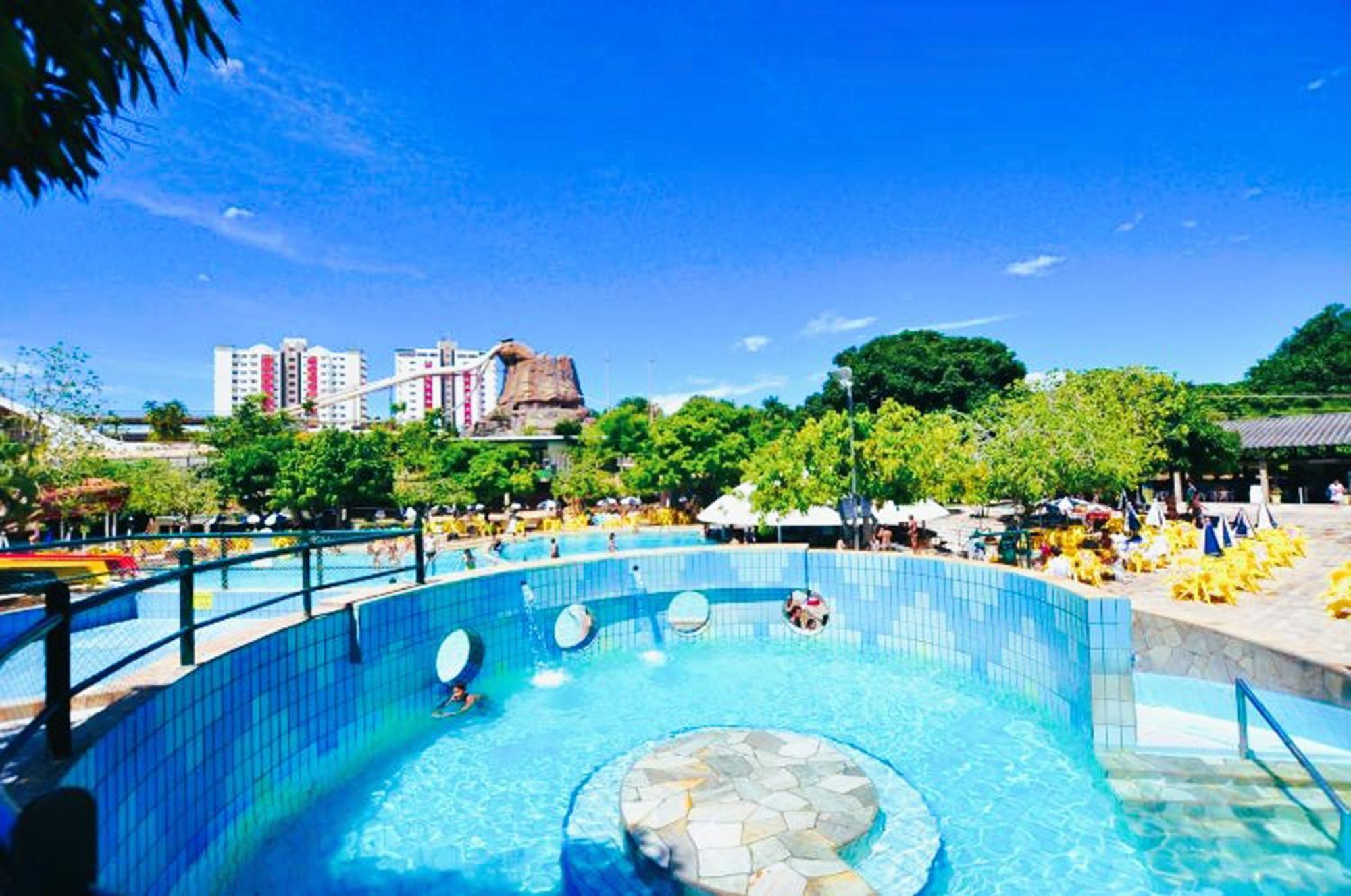 Lacqua Diroma Oficial - Diroma Acqua Park Incluido - Com Roupa De Cama E Banho Caldas Novas Bagian luar foto
