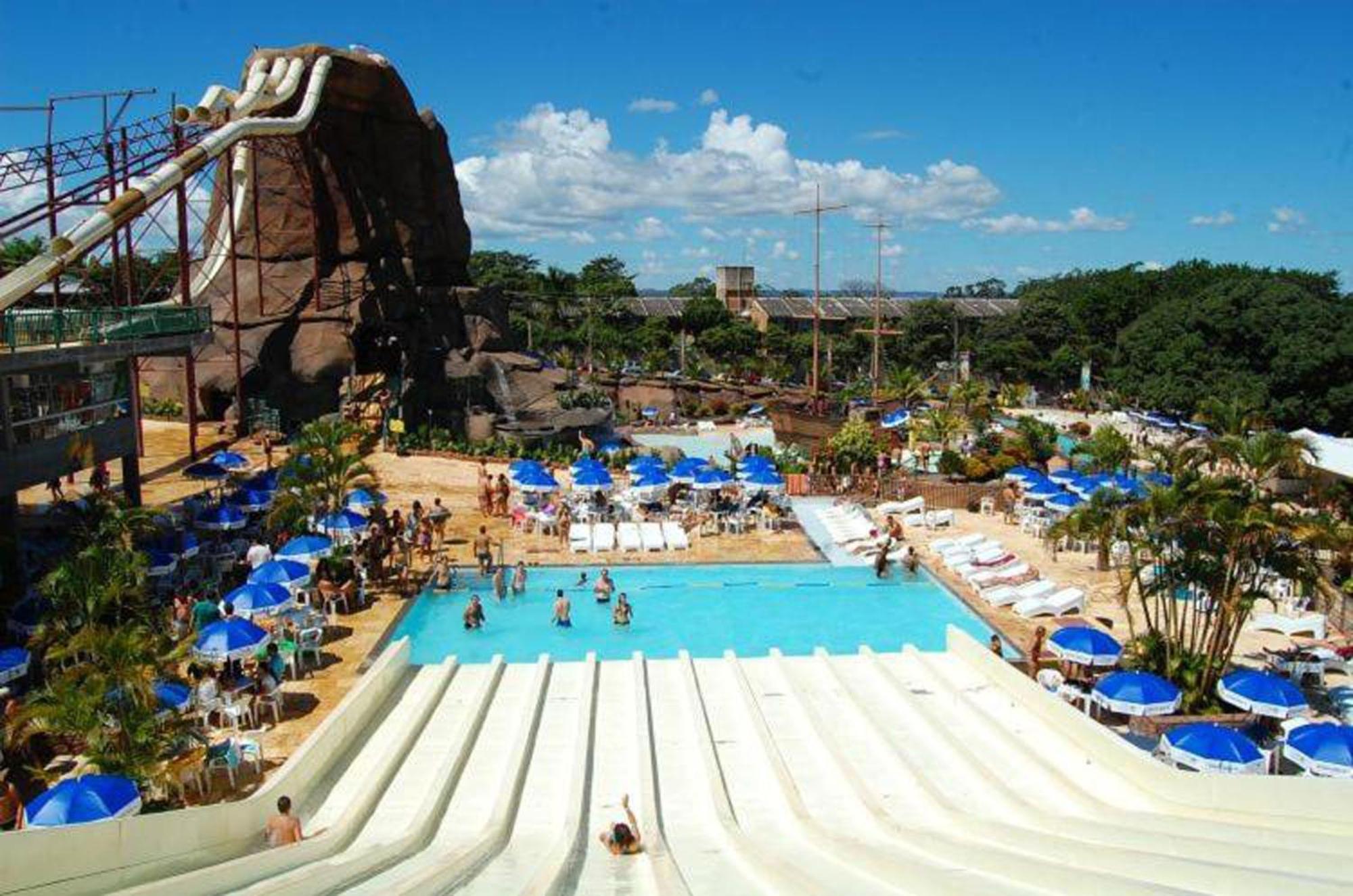 Lacqua Diroma Oficial - Diroma Acqua Park Incluido - Com Roupa De Cama E Banho Caldas Novas Bagian luar foto